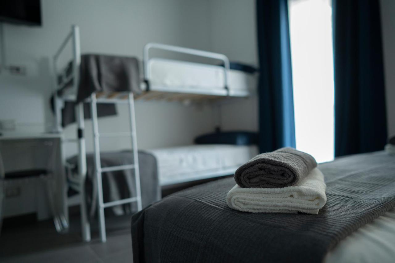 Al Vicolo Comfort Room 圣亚加塔·迪·米利特 外观 照片